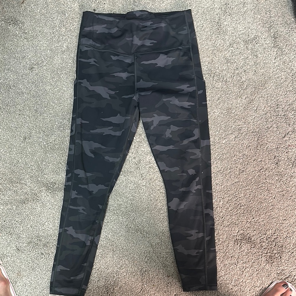 Athleta Camo Print Leggings